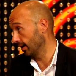 j_bastianich's profile picture. Ai cucinatto uno piato di merda e adeso vai a tuo posto colione!