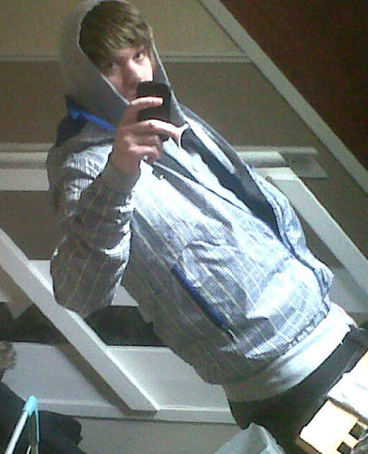 im just your average guy.. but with nos!!
 ıv got my money and my mınd rıght, now ı feel lıke the tımes rıght :).                  follow me i will follow back.