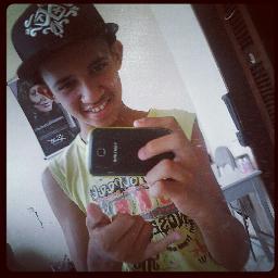 14 anos, Sou #Flamengo, Apaixonado  por @BONDEDASTRONDA ;;
MIM SIGAM , SIGO TODOS DE VOLTA !
FAÇO PARTE DO @clubefollowback