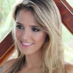 GarotaBrites's profile picture. Bibelôs da @RafaBrites.