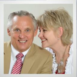 Husband, father, proud grandfather.  Missionary pastor at Centro Cristiano de Guayaquil in Ecuador.