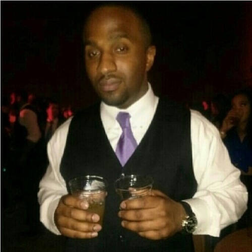 Financial Analyst. Proud Brother of Iota Phi Theta. Living everyday like its my last.