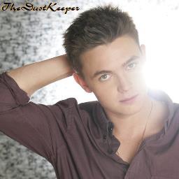 My official job is a Dust Keeper, my Unofficial job is keeping my girlfriend @FeistyFairyTink out of trouble. I'm not very good at that. [#PixieHollow RPMC] MP