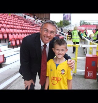 Full time carer to the elderly, single mum living in Swindon  & lifelong saints fan :-)