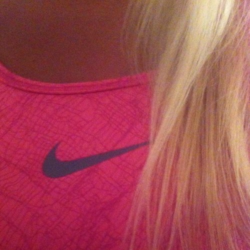 Ripped. Blonde. Work out junkie. Retired volleyball player. volleyball coach. Student. Roll tide. Avi is me. Header is not.