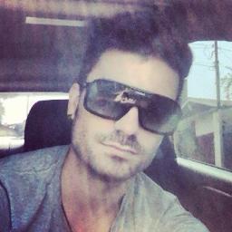 FC dedicado ao maiis lindoo e amoor da minha vida @FeCampos_ ..
Dona:@LorryAraujo
Criado dia:27/09/2010