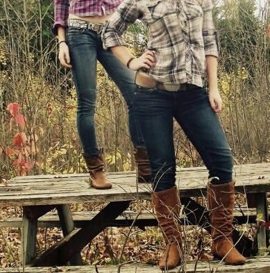Two best friends that hate all things fake country. All about trucks, bonfires, drinking, and of course sarcastic comments