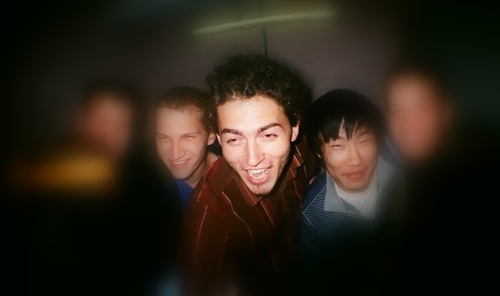 areskz's profile picture. nextdoorape