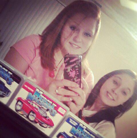 aimeeeaker1's profile picture. 