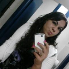 O meu jeito de ser as vezes
incomoda os outros. .
mas eu não ligo ;)
sou o qê sou.
qem nao estiver feliz qê se
mate ((y !!