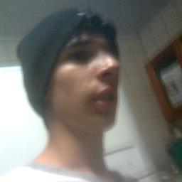 pod me julgar e falar oq quiser de mim eu nao vou descobrir mesmo lol