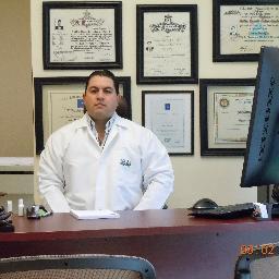 Medico Cirujano-Dermatologo,.Clinica Dermoquirurgica , en GDL, Jalisco ,Mexico. doctorricardogalvan@hotmail.com lopez cotilla 2261 casi arcos.