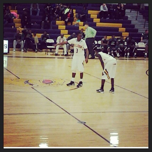 Im just young and trynna get it i gotta make me a killing!!!