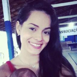 Acho que faço tudo do jeito melhor, meio torto, talvez, mas tenho tentado da maneira mais bonita que sei.