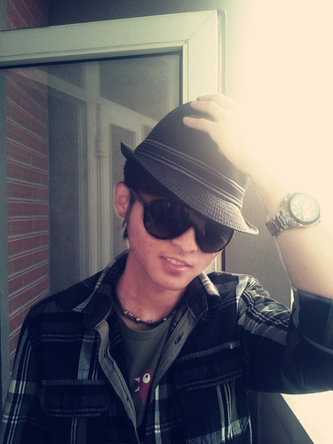 howlfwq's profile picture. you are all I got