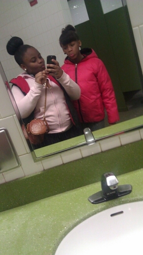 Follow A Bad Bxtch && Imma Follow Back , Alsoo Go Follow Me Favv