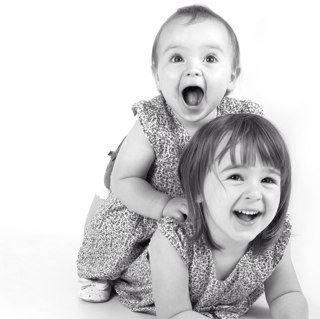 Likes Research, Emergency and Critical Care, Mum to three small people! Cwtches are the best things ever!