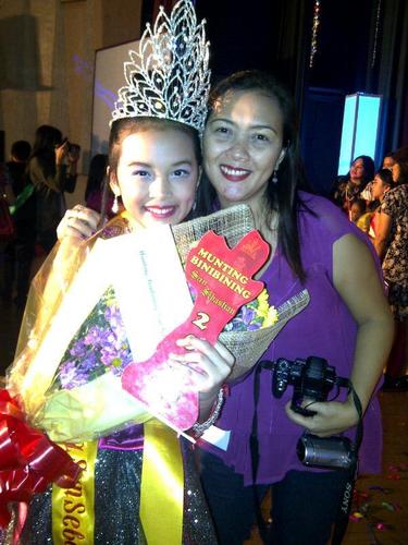 momcmaxcin's profile picture. 