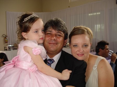 Viver e não ter vergonha de ser feliz....