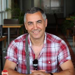 8.Dan Karate Antrenörü.Dünya ve Avrupa Hakemi.