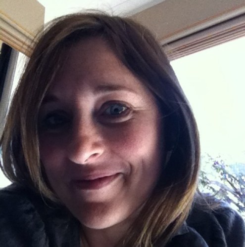 annecav's profile picture. I like to work, rest and play.