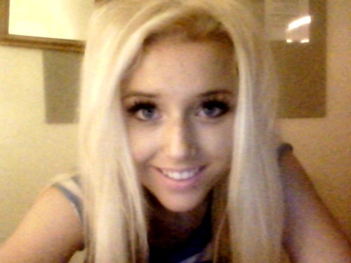 A little crazy girl, living in this big world   ~ let's make this love last forever ♥