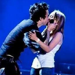 L'amore ha fatto più morti di tutte le guerre. ● #photography #greenday #harrypotter #gunsnroses and #duranduran.● 24.05.13, HAPPIEST DAY OF MY FUCKING LIFE.
