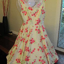 teapartytrouble's profile picture. I make dresses.. yeeeeooow!