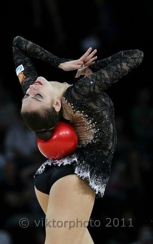 Gimnasia Ritmica como forma de vida. Si no hay sacrificio no hay recompensa.El dolor es temporal la satisfaccion es para siempre.