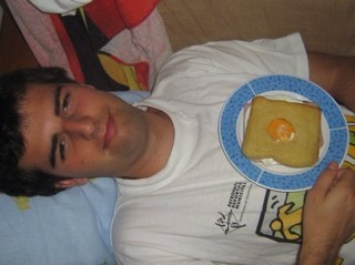 PabloGuada19's profile picture. Intento averiguar por qué Separado se escribe todo junto y Todo Junto se escribe separado