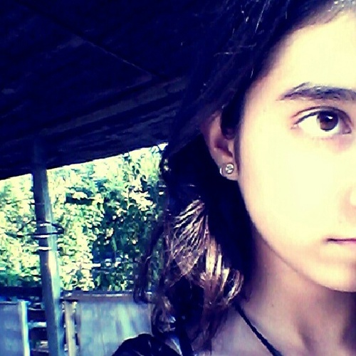 i'm smiler, lovatic,evfan and little black star RADIATE LOVE & STAY STRONG ;D Vale.Amaya.Cami.Anais.= V.A.C.A!!!