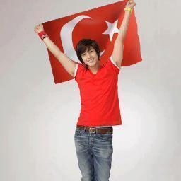 AL@NE  K@REA  and  SS501(kiss)