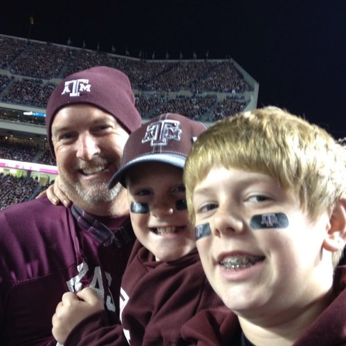 Husband, Father of 2, Fightin' Texas Aggie, Tennis Player & Entrepreneur living in TX