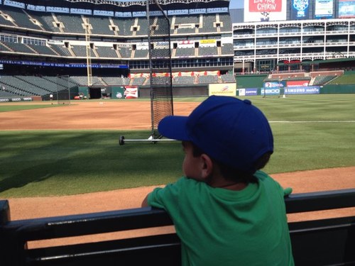 Larr38marquez's profile picture. 