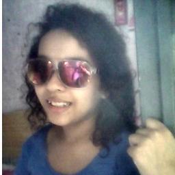 uma Garota Divertida Bagunceira um pouco brava mais está sempre sorrindo!!!