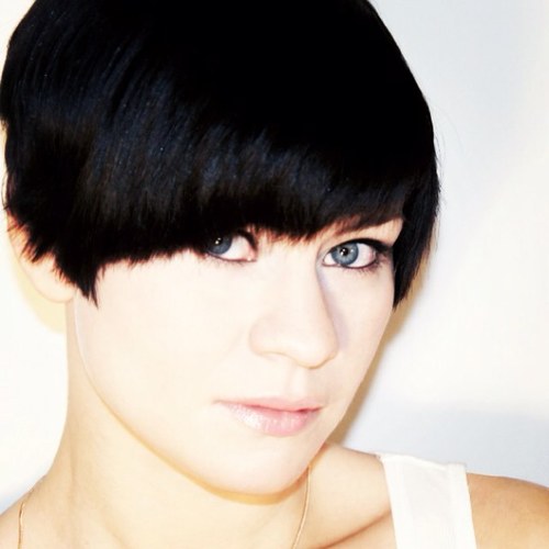 Swedish songstress. Global tweeter. Trainee at UNICEF Sweden.