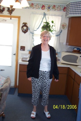 tuff2u's profile picture. love to be outdoors, like to try new recipes, like electronics. grew up in the center of Iowa.