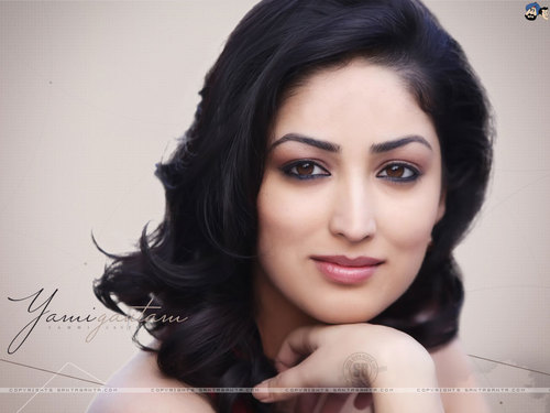 verified yami gupta:)