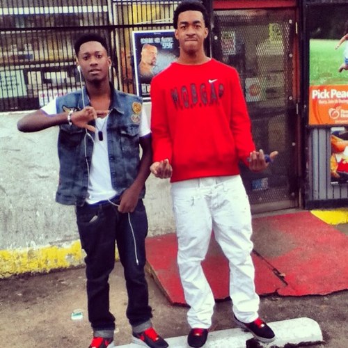 Yngc and mobgap turnt lakewood to da zoo ...RSK4LMG WE HERE 775 BISHHH....