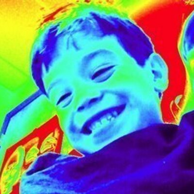 Profile Picture of Lillian Alvarado (@lillodara) on Twitter