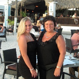 krystalrose8989's profile picture. 