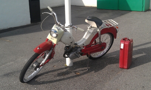 Guzbremme's profile picture. En arbetande 60-talist boende i Eskilstuna