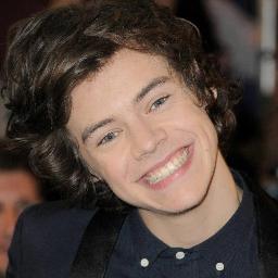 Fofos,idiotas,carinhosos,engraçados e etc... esses são os meus maridos  @Harry_Styles @Zaynmalik @Real_Liam_Payne @NiallOfficial @Louis_Tomlinson  que amo muito