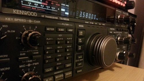 Linux and Android user, Meter man, and Amateur Radio operator M0KVR.