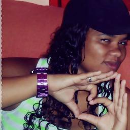 Fαle o que quizer me mim!!! Mαs tenhα α descenciα de olhαr nos meus olhos enquαnto fαlα!!!E α corαgem de ouvir α minhα respostα!!