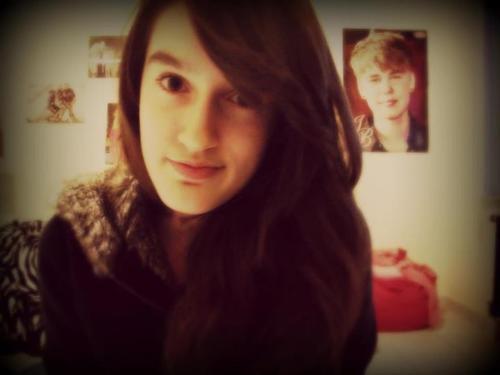 Justin is my future husband so keep dreaming BITCHEZZZ 3