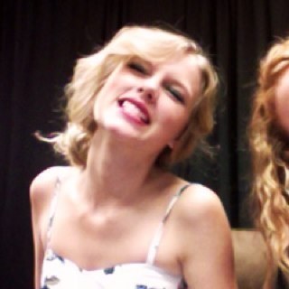 I'm like 8 foot 4 Blonde hair to the floor ∞ T Swizzle Not a lot going on right meow♔