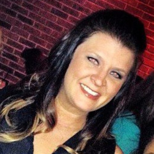 Sales & Marketing | mommy to Harper & Lincoln | WVU grad | dog lover | currently in CLT.