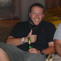 KyleMunson22's profile picture. gotta keep living man...l-i-v-i-n