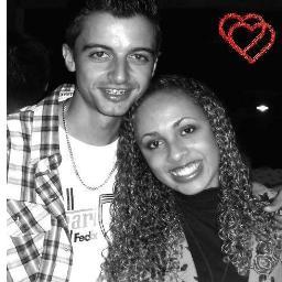 Sou aquela que vc nunca sera, ate pq sou unica...Mas sou aquela que vc adoraria conhecer...Catolica, legal, amiga, corinthiana e apaixonada...Follow - me :)